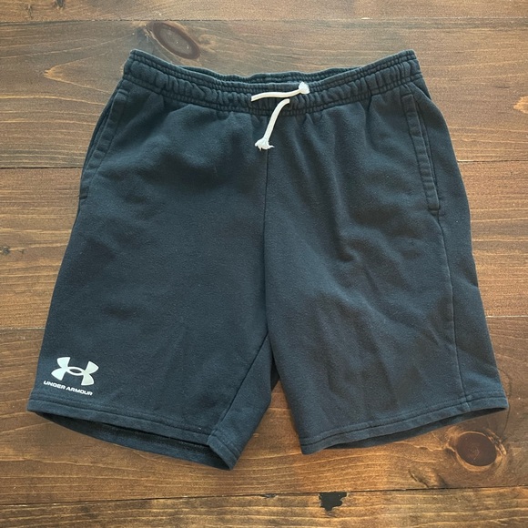 Boy’s Under Armour Shorts Bundle - Picture 3 of 11